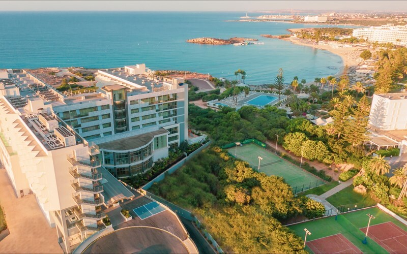 Фото Nissiblu Beach Resort 5*