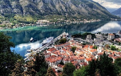 Тури в Загреб